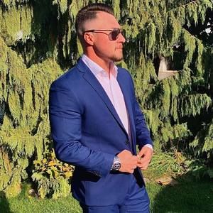 Meet your Posher, Chandler